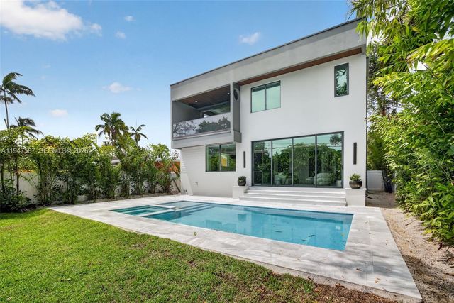 604 SW 7th St, Fort Lauderdale, FL 33315