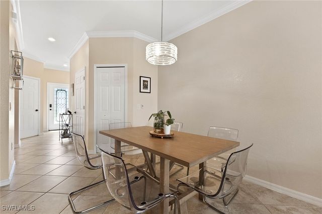 2667 Blossom WAY, Naples, FL 34120