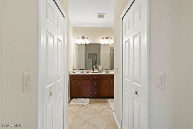 2667 Blossom WAY, Naples, FL 34120
