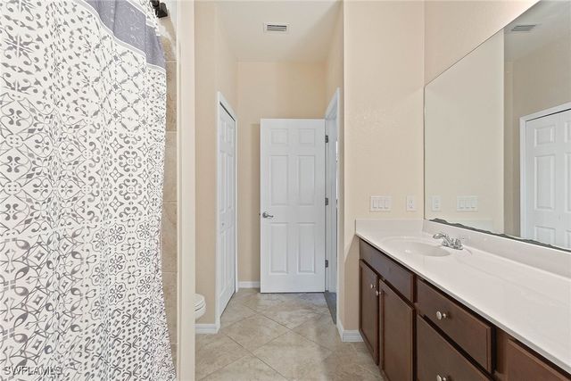 2667 Blossom WAY, Naples, FL 34120