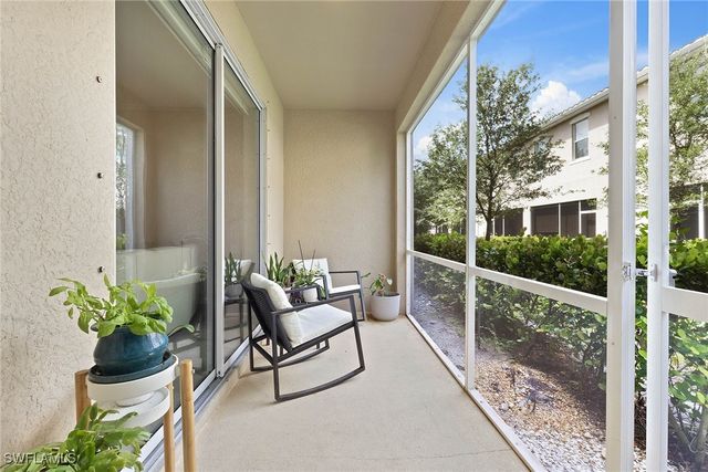 2667 Blossom WAY, Naples, FL 34120