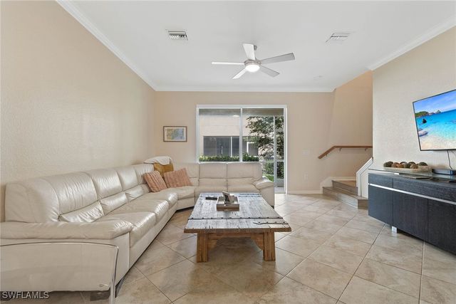 2667 Blossom WAY, Naples, FL 34120