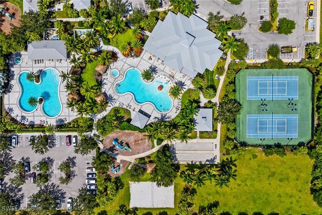 2667 Blossom WAY, Naples, FL 34120