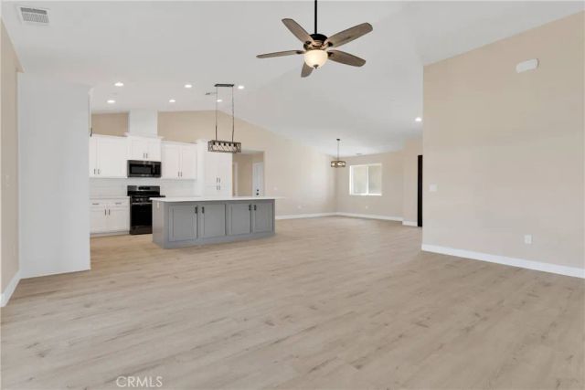 22520 Houston Street, Apple Valley, CA 92308