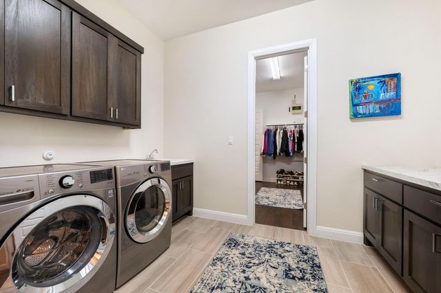 1009 Legacy XING, Georgetown, TX 78628