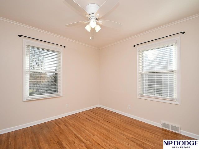 3213 S 43rd Street, Omaha, NE 68105