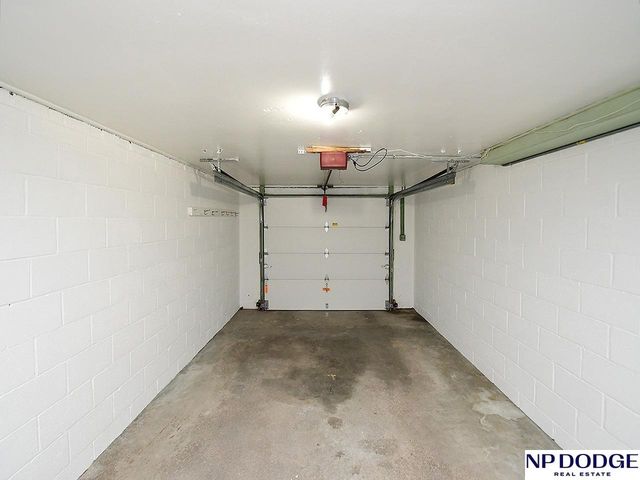 3213 S 43rd Street, Omaha, NE 68105