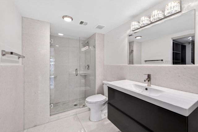 3901 S Flagler Drive 105, West Palm Beach, FL 33405