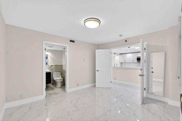 3901 S Flagler Drive 105, West Palm Beach, FL 33405