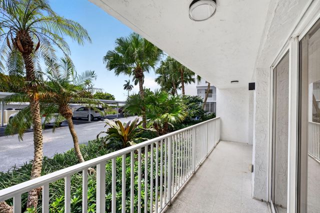 3901 S Flagler Drive 105, West Palm Beach, FL 33405