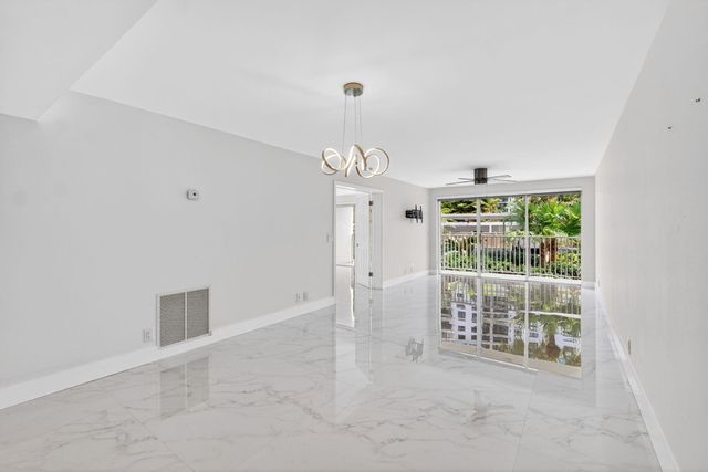 3901 S Flagler Drive 105, West Palm Beach, FL 33405