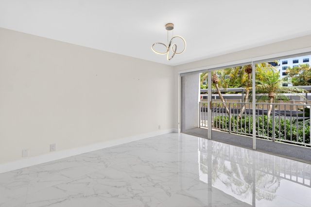 3901 S Flagler Drive 105, West Palm Beach, FL 33405