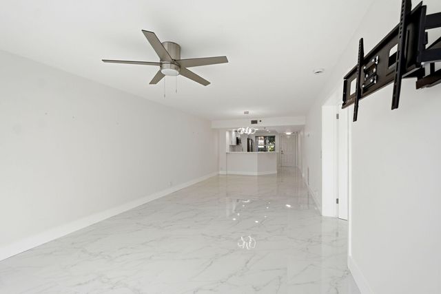 3901 S Flagler Drive 105, West Palm Beach, FL 33405