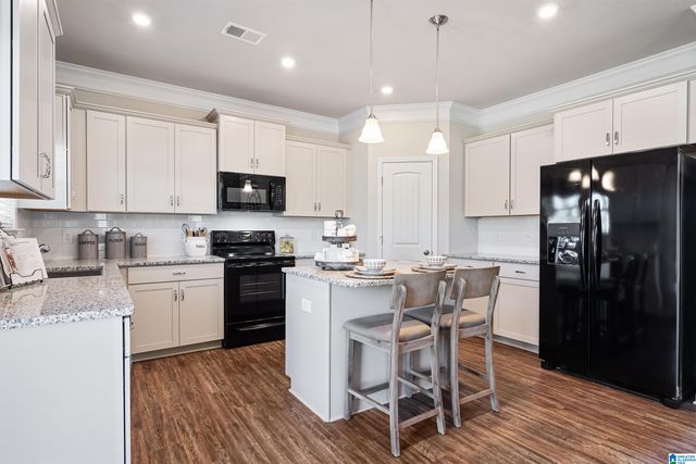 1655 STERLING GROVE DRIVE, Margaret, AL 35120