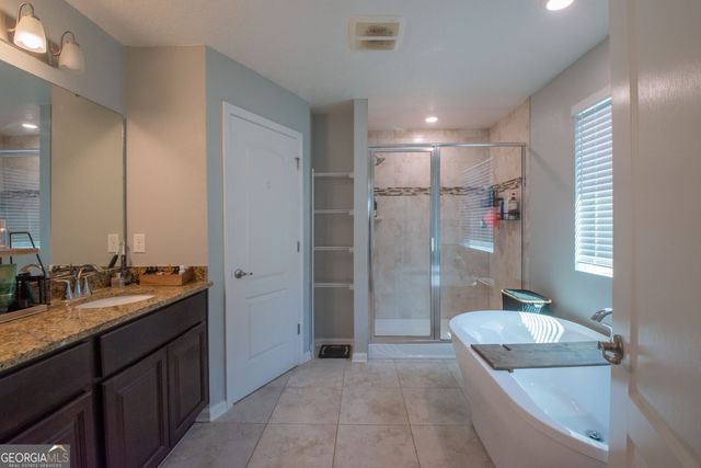 200 Pistachio Lane, Kingsland, GA 31548