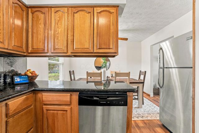 2570 Scott Court, Grove City, OH 43123