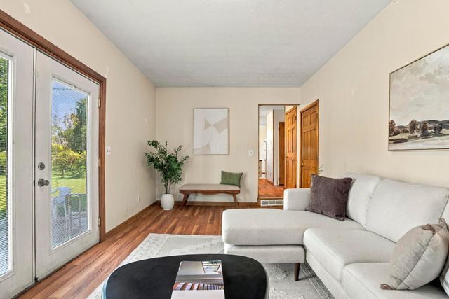 2570 Scott Court, Grove City, OH 43123