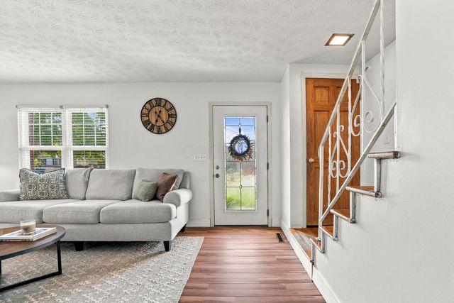 2570 Scott Court, Grove City, OH 43123