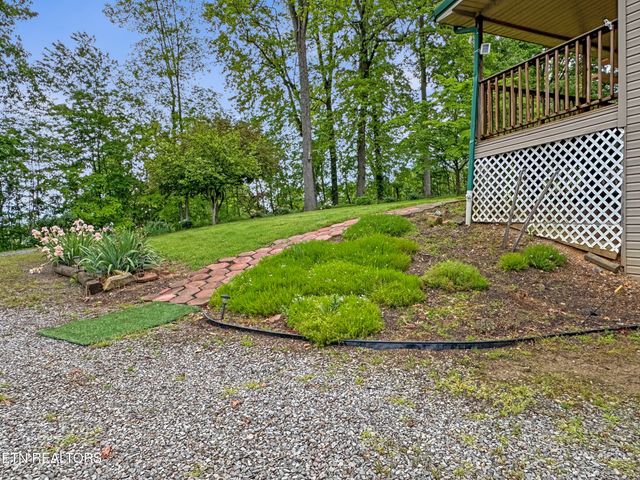 450 Buffalo Lane, Tazewell, TN 37879