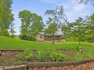 450 Buffalo Lane, Tazewell, TN 37879
