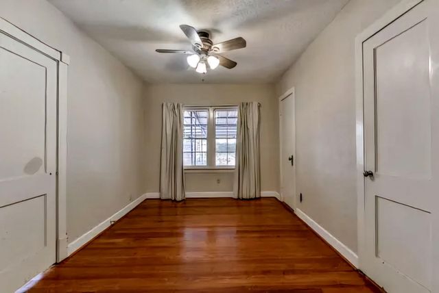 212 Danna Lane, Houston, TX 77009