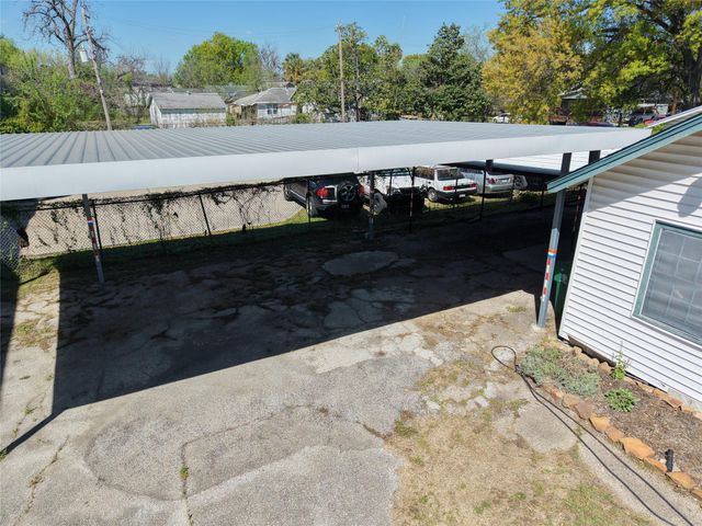 212 Danna Lane, Houston, TX 77009