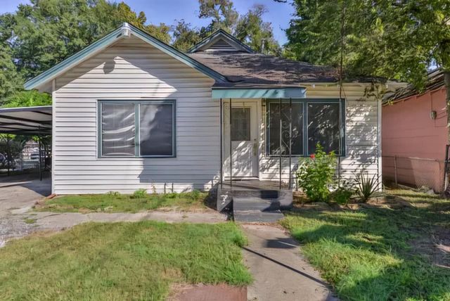 212 Danna Lane, Houston, TX 77009