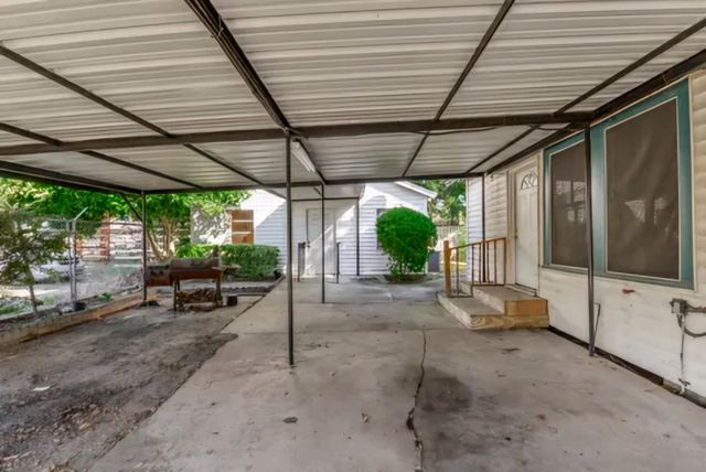 212 Danna Lane, Houston, TX 77009