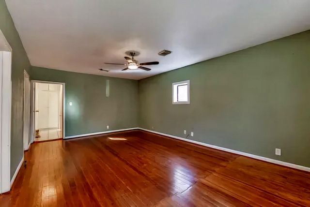 212 Danna Lane, Houston, TX 77009