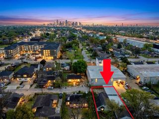 212 Danna Lane, Houston, TX 77009