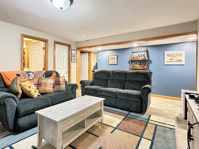 5515 SANDALWOOD Court, Erie, PA 16506