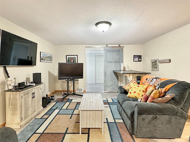 5515 SANDALWOOD Court, Erie, PA 16506