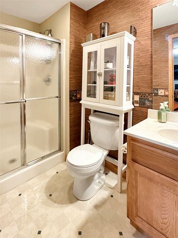 5515 SANDALWOOD Court, Erie, PA 16506