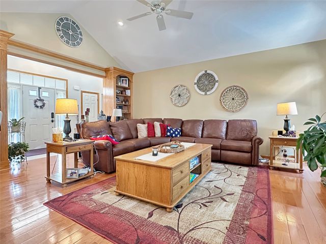 5515 SANDALWOOD Court, Erie, PA 16506