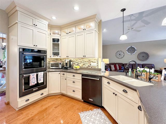 5515 SANDALWOOD Court, Erie, PA 16506