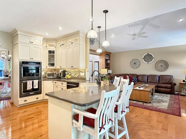 5515 SANDALWOOD Court, Erie, PA 16506