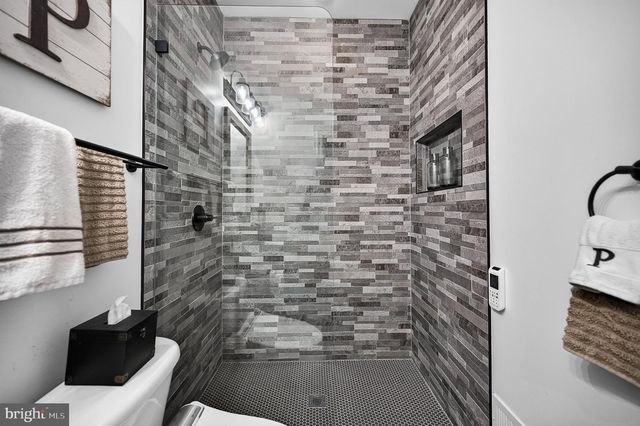 8358 MINERAL SPRINGS DR, Manassas, VA 20112