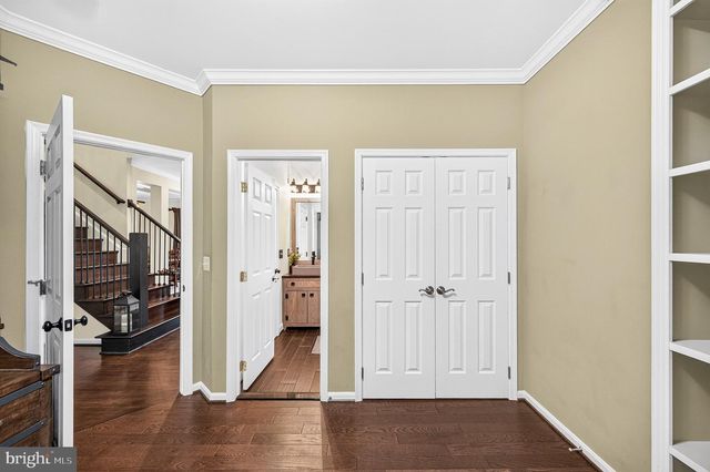 8358 MINERAL SPRINGS DR, Manassas, VA 20112