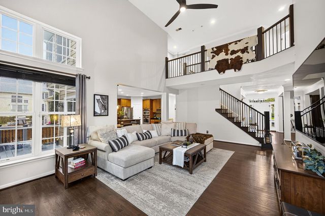 8358 MINERAL SPRINGS DR, Manassas, VA 20112