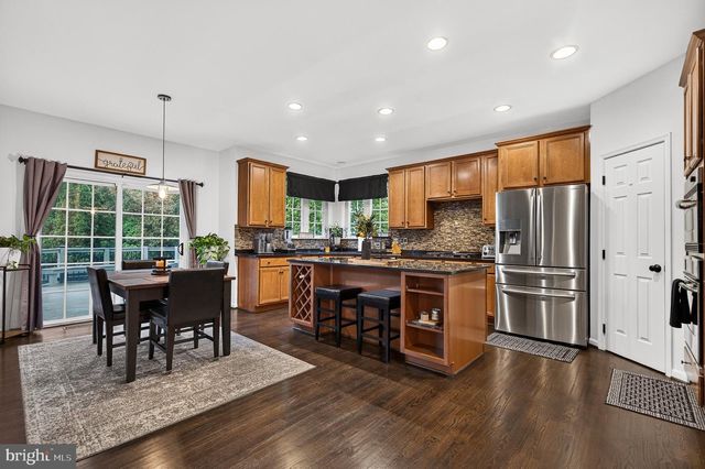 8358 MINERAL SPRINGS DR, Manassas, VA 20112
