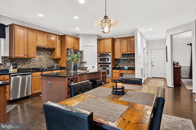 8358 MINERAL SPRINGS DR, Manassas, VA 20112
