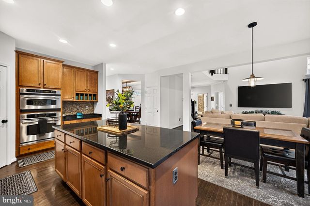 8358 MINERAL SPRINGS DR, Manassas, VA 20112