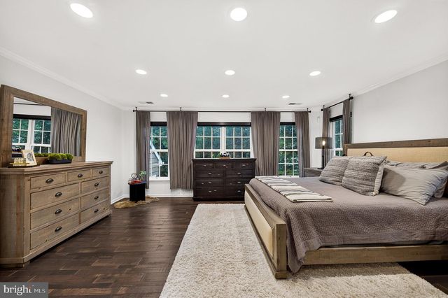 8358 MINERAL SPRINGS DR, Manassas, VA 20112