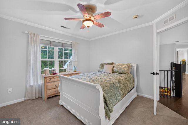 8358 MINERAL SPRINGS DR, Manassas, VA 20112