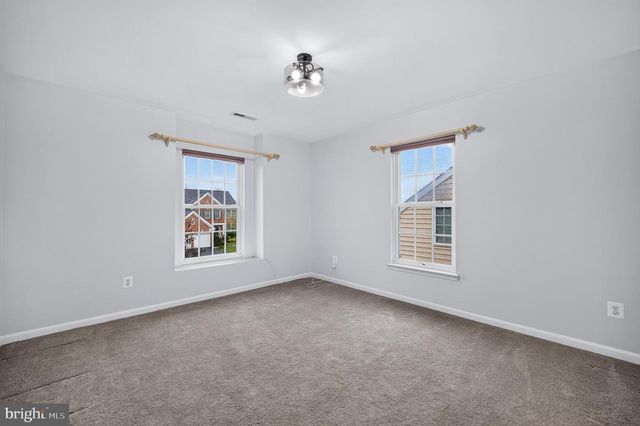 8358 MINERAL SPRINGS DR, Manassas, VA 20112