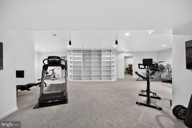 8358 MINERAL SPRINGS DR, Manassas, VA 20112