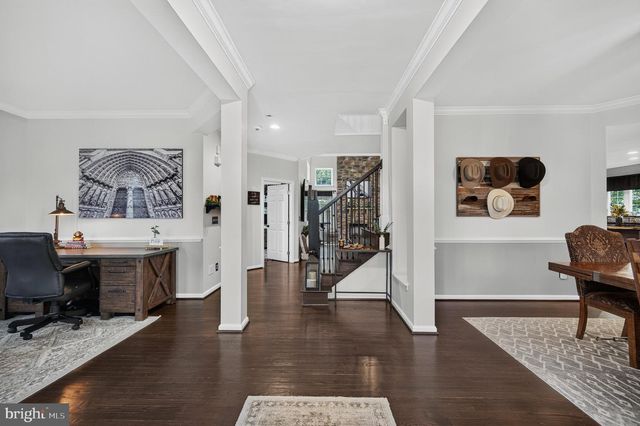 8358 MINERAL SPRINGS DR, Manassas, VA 20112