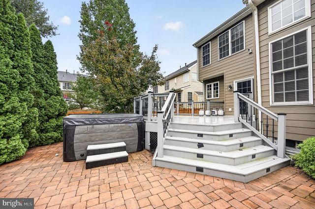 8358 MINERAL SPRINGS DR, Manassas, VA 20112