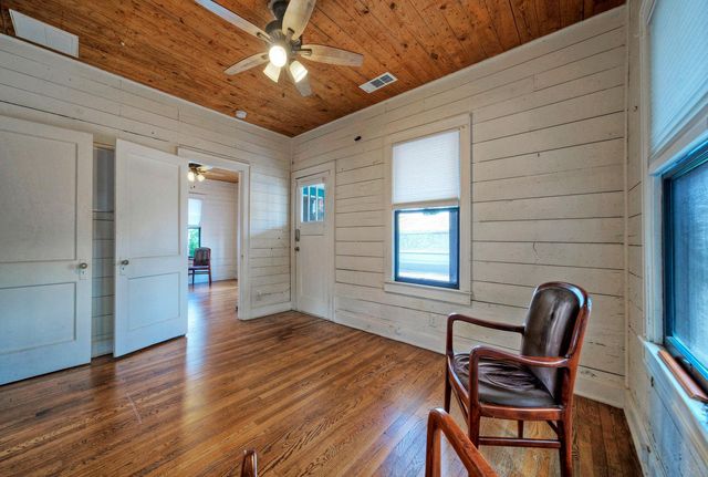 1711 E 7th ST 1, Austin, TX 78702