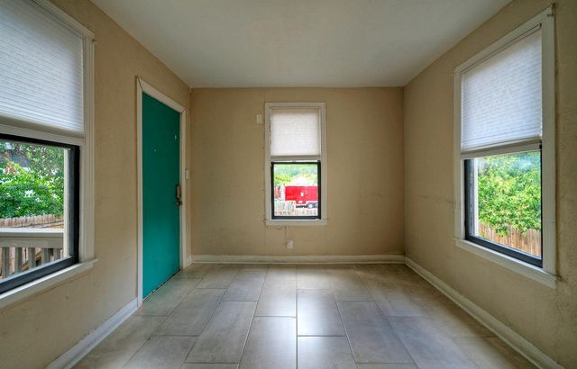 1711 E 7th ST 1, Austin, TX 78702